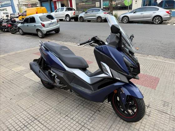 DAFRA CRUISYM 300 